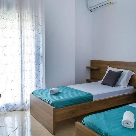 Apartament Sea View Riviera 5 Minutes To Promenade Free Parking Wlora