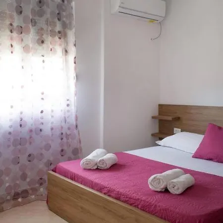 Apartment Sea View Riviera 5 Minutes To Promenade Free Parking Vlorë